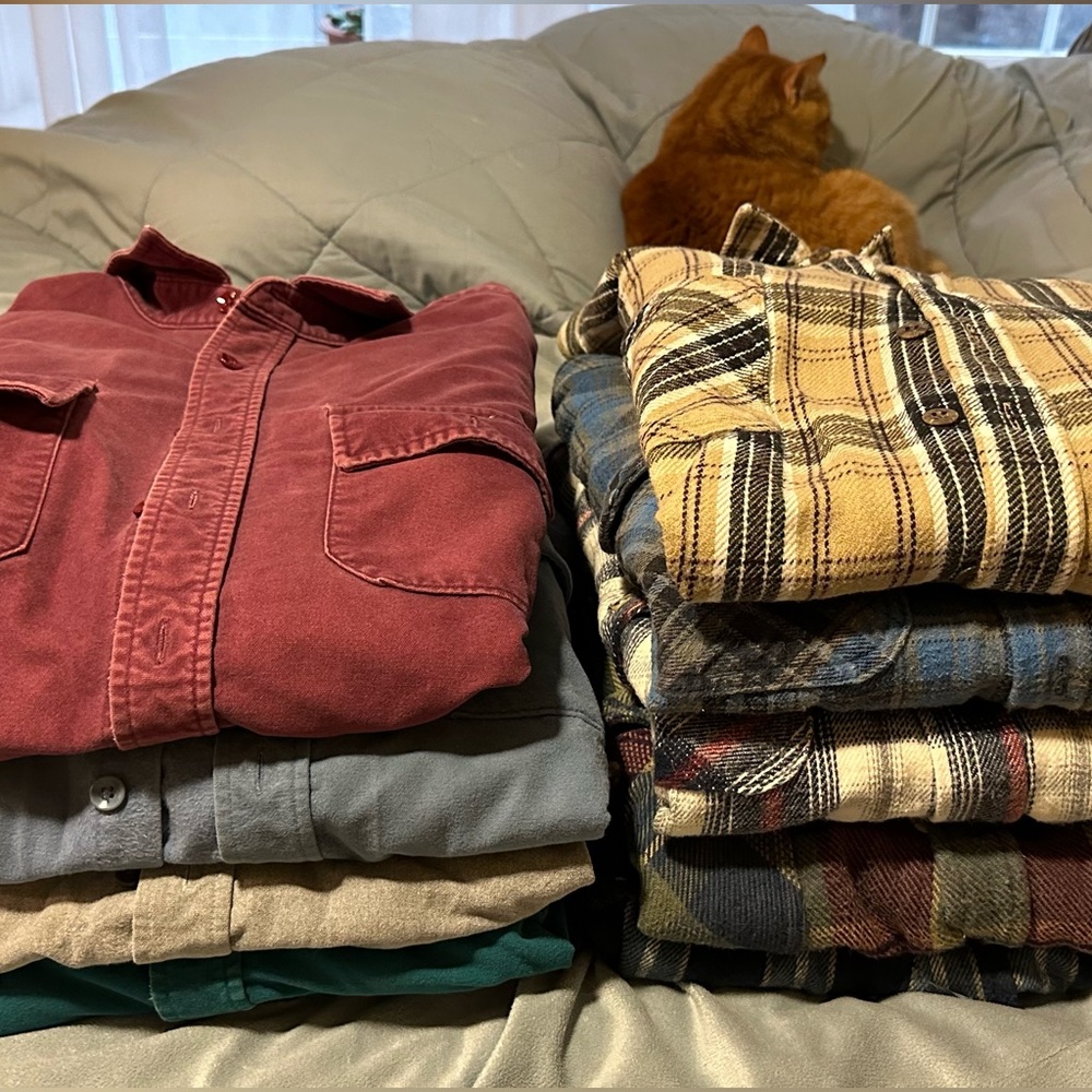 Men’s flannel/chanois shirts(9) LOT